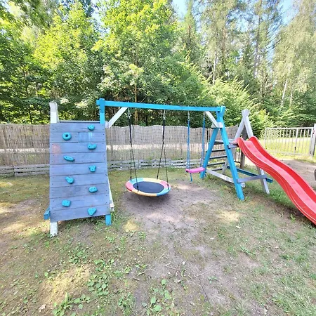 Dom wakacyjny Leśny W Dolinie Symsarny *