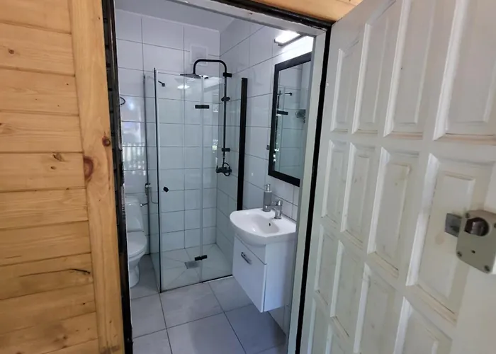 Lesny W Dolinie Symsarny