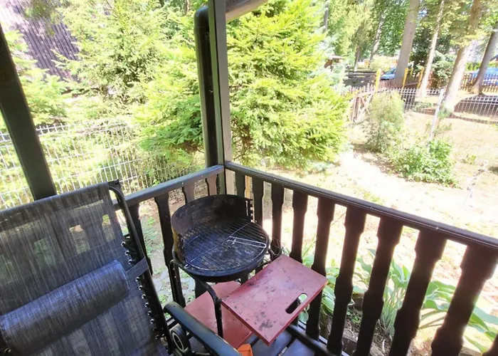 Lesny W Dolinie Symsarny *